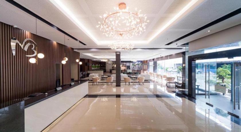 Mallberry Suites Business Hotel Cagayan de Oro Buitenkant foto