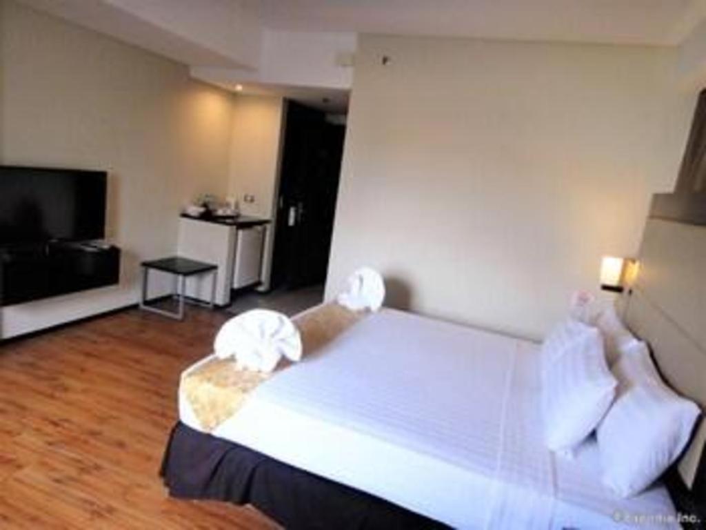 Mallberry Suites Business Hotel Cagayan de Oro Buitenkant foto