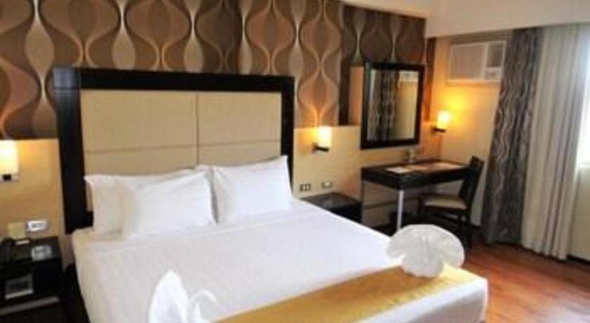 Mallberry Suites Business Hotel Cagayan de Oro Buitenkant foto