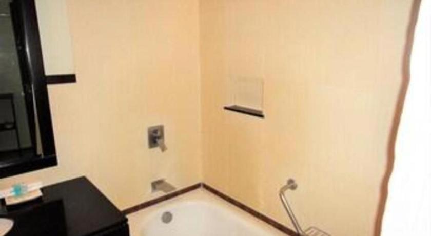 Mallberry Suites Business Hotel Cagayan de Oro Buitenkant foto