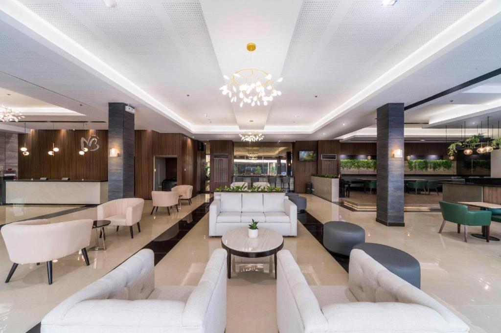 Mallberry Suites Business Hotel Cagayan de Oro Buitenkant foto